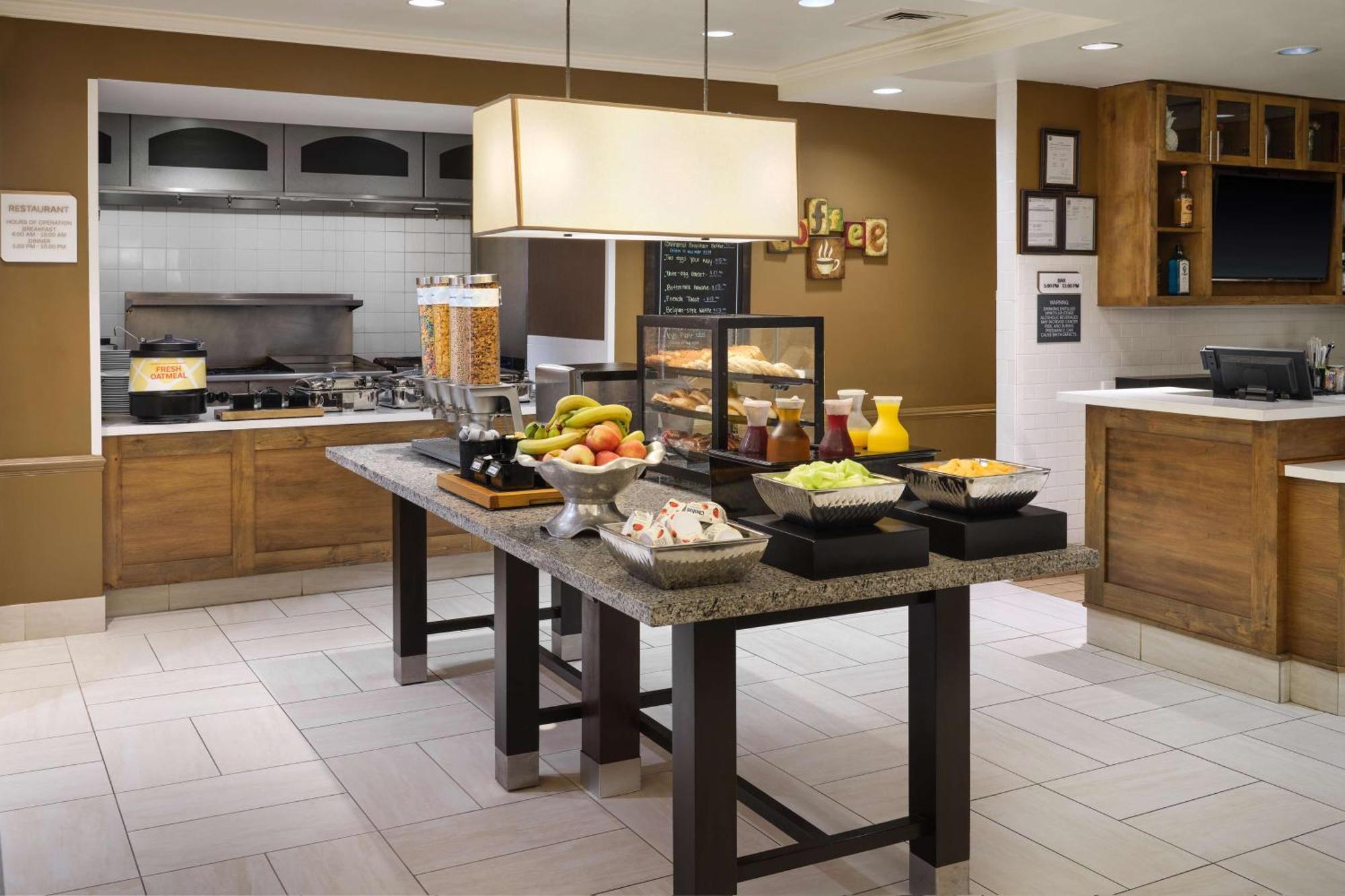 Hilton Garden Inn Houston/Bush Intercontinental Airport Екстер'єр фото